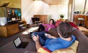 consumers_sigital_multitasking_at_home
